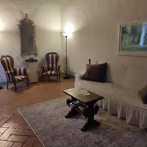 Otello In Palazzo Storico - Palazzo Tolomei , Florence Italy